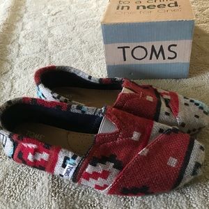 Tribal/ Aztec Print TOMS